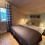 Vennebo - Koselig Liten Med Alle Fasiliteter *