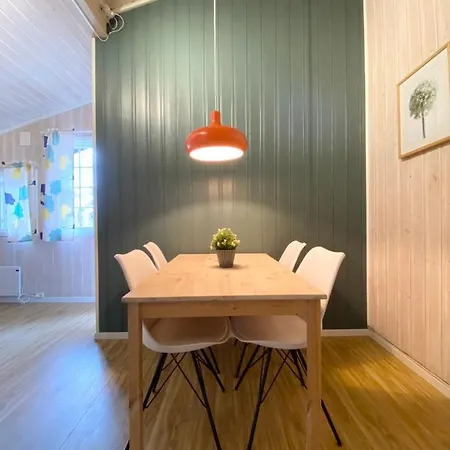 Vennebo - Koselig Liten Med Alle Fasiliteter Feriehus Ål