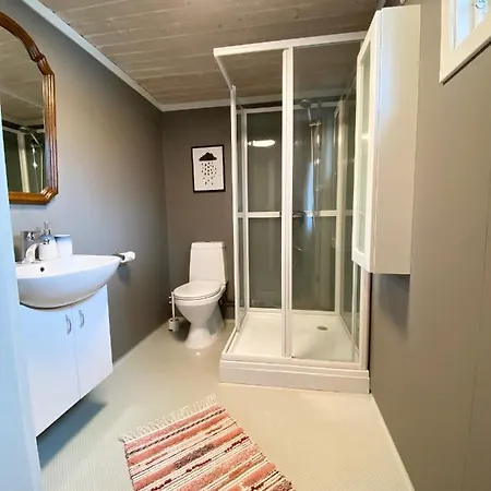 Casa de Férias Vennebo - Koselig Liten Med Alle Fasiliteter Ål