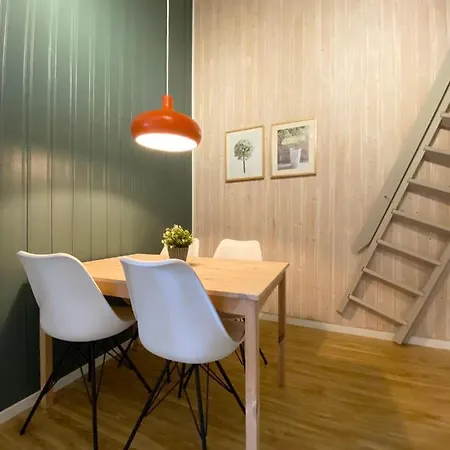Vennebo - Koselig Liten Med Alle Fasiliteter