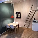 Vennebo - Koselig Liten Med Alle Fasiliteter Al